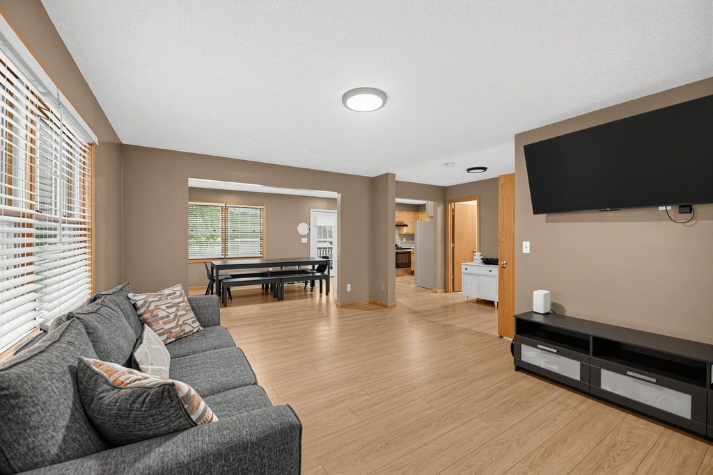 1115 Newton Avenue N, Minneapolis, MN 55411 — photo 2