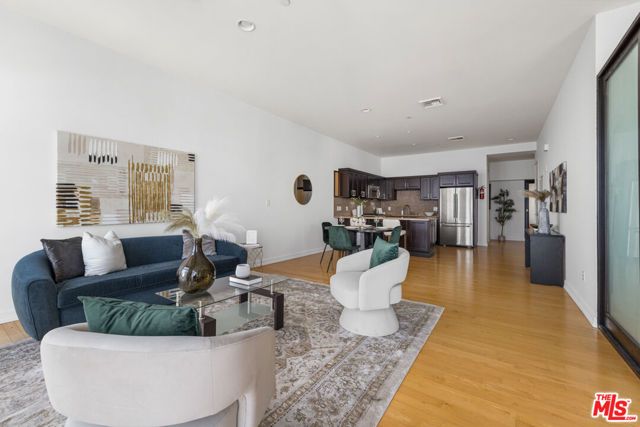 801 S Grand Avenue 1508, Los Angeles, CA 90017