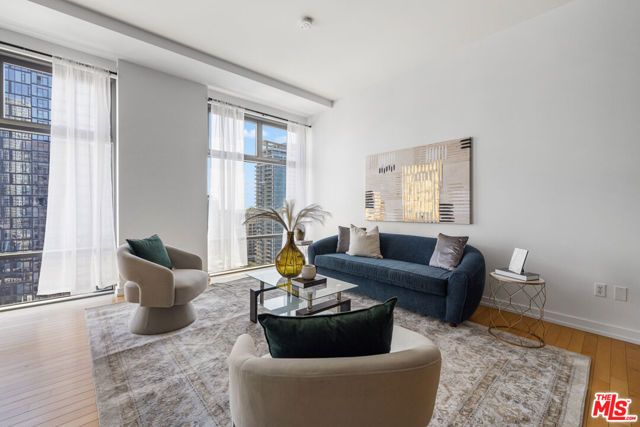 801 S Grand Avenue 1508, Los Angeles, CA 90017