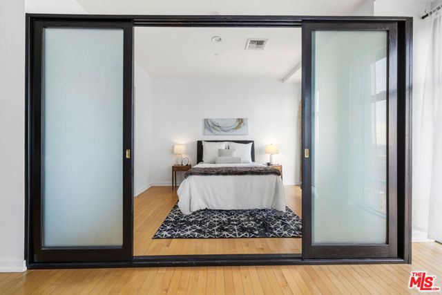 801 S Grand Avenue 1508, Los Angeles, CA 90017