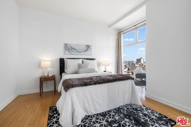 801 S Grand Avenue 1508, Los Angeles, CA 90017