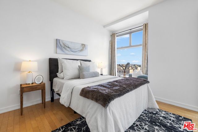 801 S Grand Avenue 1508, Los Angeles, CA 90017