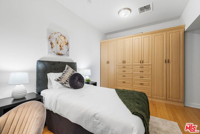 801 S Grand Avenue 1508, Los Angeles, CA 90017