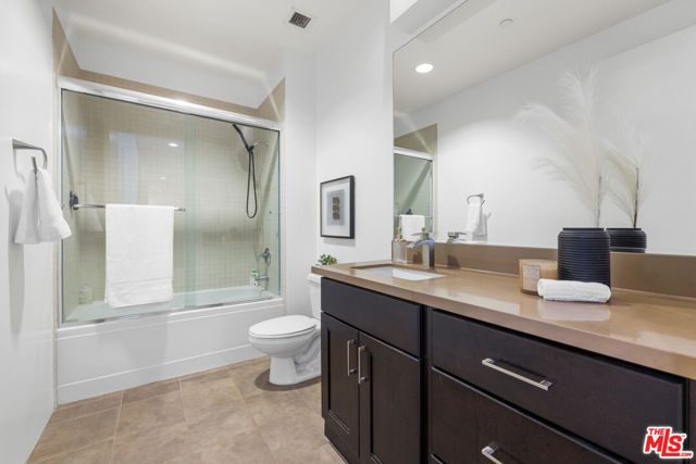 801 S Grand Avenue 1508, Los Angeles, CA 90017