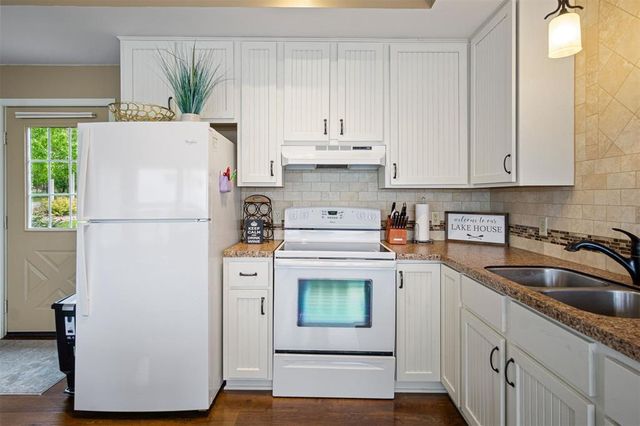 912 Kewin Street, Altoona, WI 54720