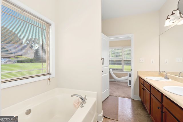 117 White Oak Court, Jackson, GA 30233