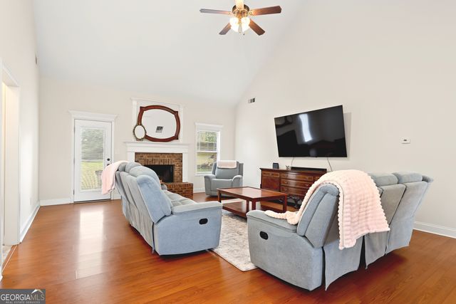 117 White Oak Court, Jackson, GA 30233