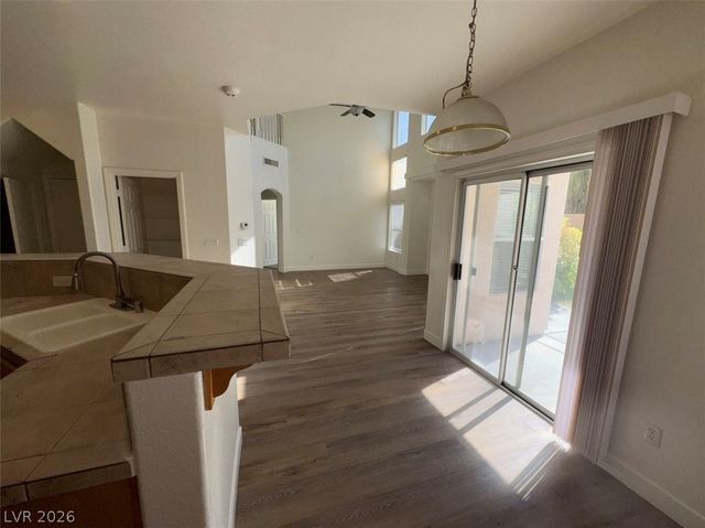 7633 Rainbow Cove Drive, Las Vegas, NV 89131
