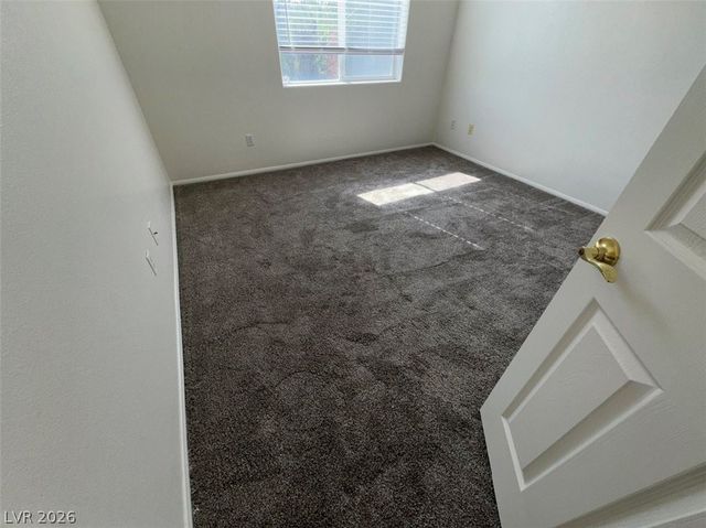 7633 Rainbow Cove Drive, Las Vegas, NV 89131