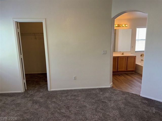 7633 Rainbow Cove Drive, Las Vegas, NV 89131