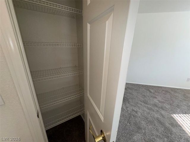 7633 Rainbow Cove Drive, Las Vegas, NV 89131