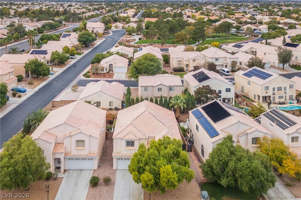 7633 Rainbow Cove Drive, Las Vegas, NV 89131 — photo 3
