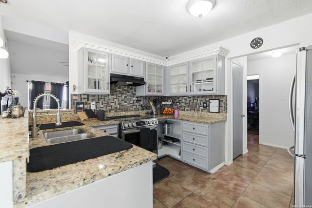 4307 Lakebend West, San Antonio, TX 78244