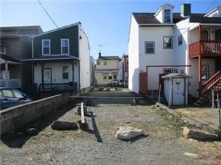 4550 Carroll St, Bloomfield, PA 15224