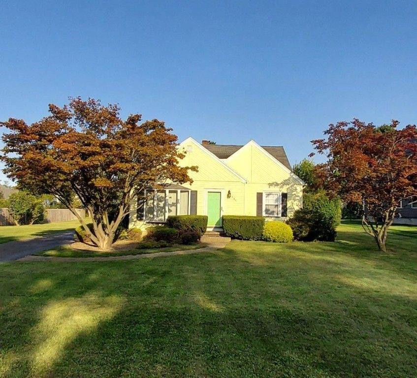 908 North Greece Road, Greece, NY 14626