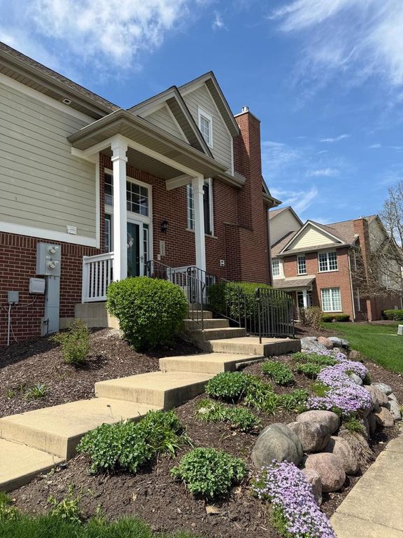 10646 Gabrielle Lane, Orland Park, IL 60462