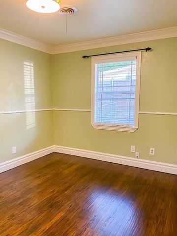 518 Harn Drive, Lewisville, TX 75057