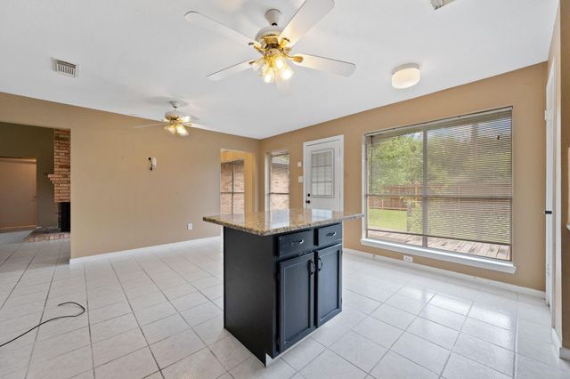 2618 Old Oak Lane, Kingwood, TX 77339