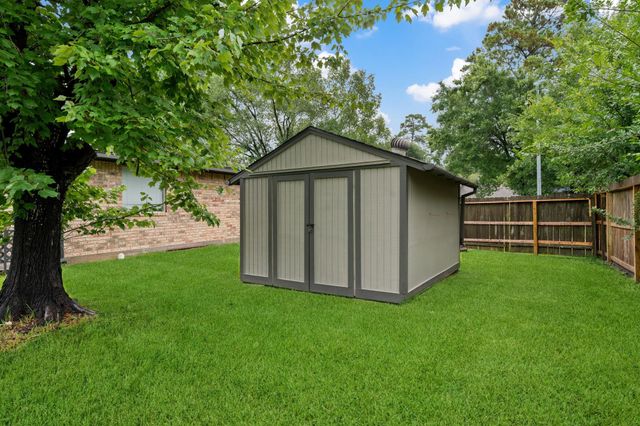 2618 Old Oak Lane, Kingwood, TX 77339
