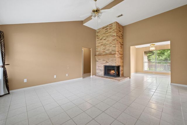 2618 Old Oak Lane, Kingwood, TX 77339