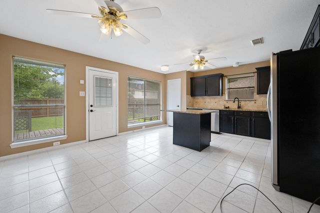 2618 Old Oak Lane, Kingwood, TX 77339