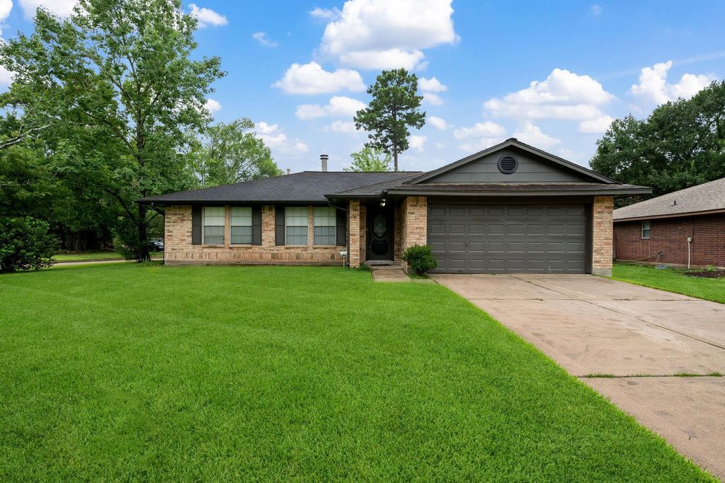 2618 Old Oak Lane, Kingwood, TX 77339