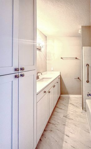 5809 Lance Court, Haltom City, TX 76148