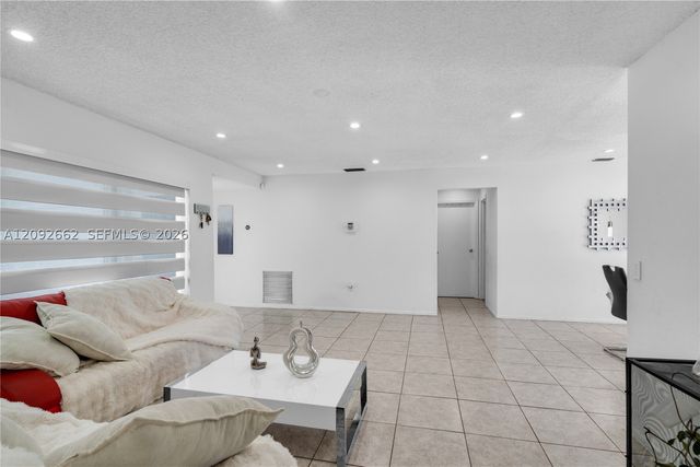 11911 NW 32nd Mnr 0, Sunrise, FL 33323