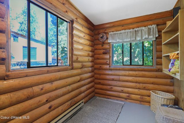 15987 W CHANTILLY LN, Post Falls, ID 83854