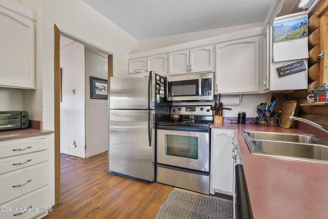 15987 W CHANTILLY LN, Post Falls, ID 83854