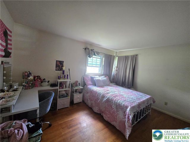 1077 Oakhurst Drive, Slatington Boro, PA 18080