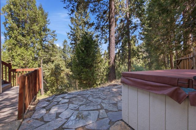 5503 Fairview Ct, Foresthill, CA 95631