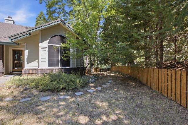 5503 Fairview Ct, Foresthill, CA 95631