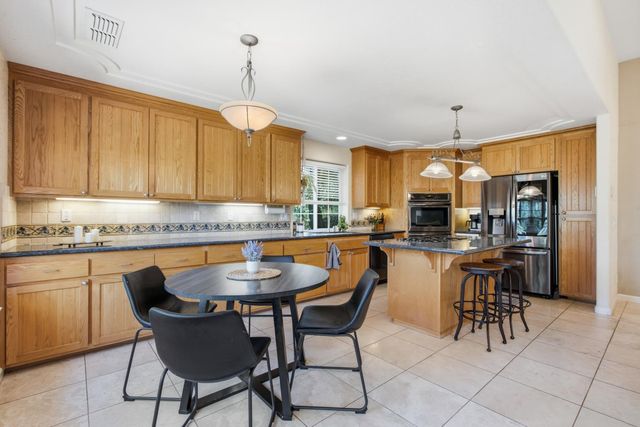5503 Fairview Ct, Foresthill, CA 95631