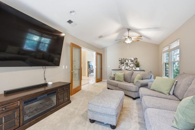 5503 Fairview Ct, Foresthill, CA 95631
