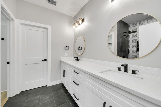 3304 Bond Street, Pasadena, TX 77503