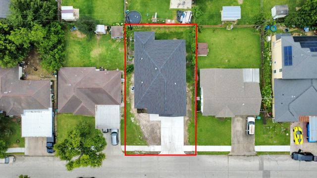 3304 Bond Street, Pasadena, TX 77503