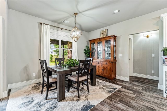900 Sunset Lane, Centerton, AR 72719