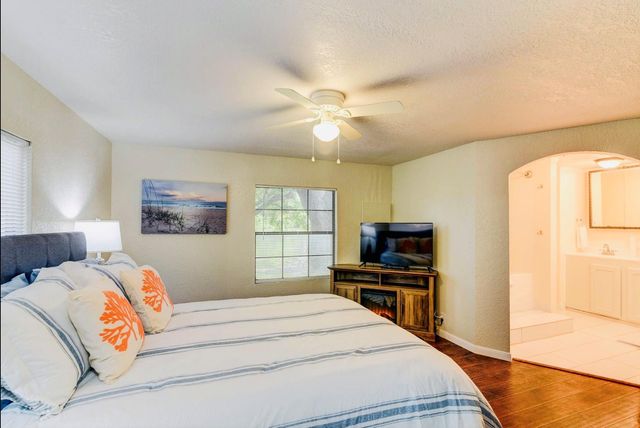 2430 Shady Creek Lane, Freeport, TX 77541