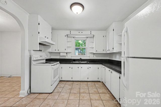 2111 Englewood Street, Kannapolis, NC 28083