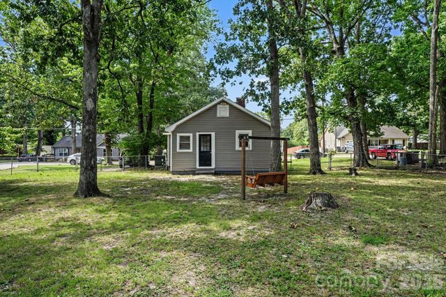 2111 Englewood Street, Kannapolis, NC 28083
