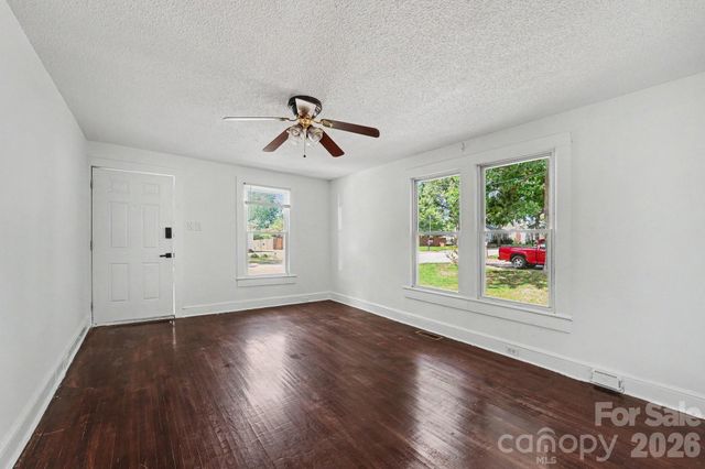 2111 Englewood Street, Kannapolis, NC 28083