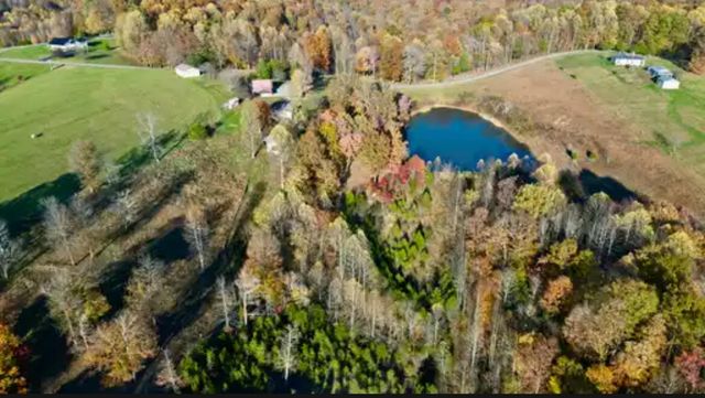 345 Fairview Road, Columbia, KY 42728