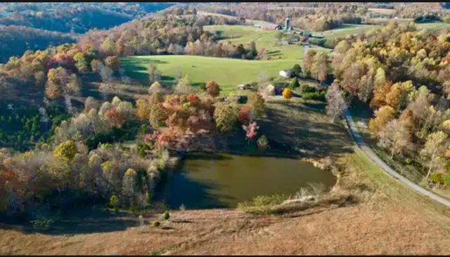 345 Fairview Road, Columbia, KY 42728