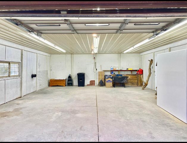 345 Fairview Road, Columbia, KY 42728