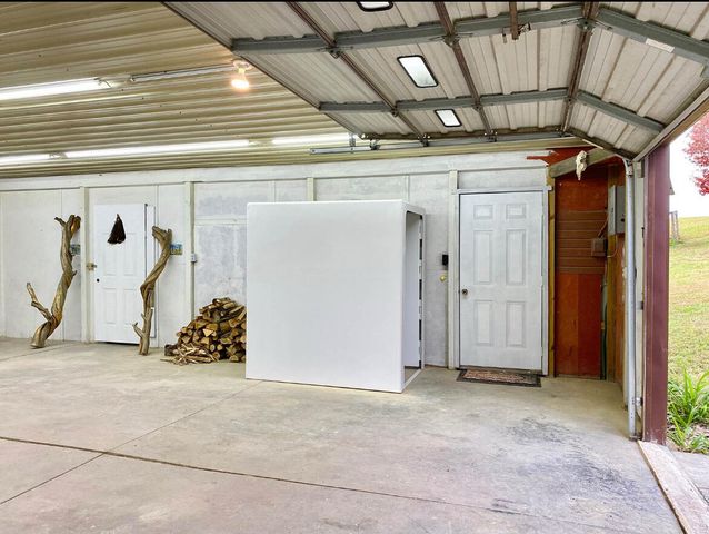 345 Fairview Road, Columbia, KY 42728