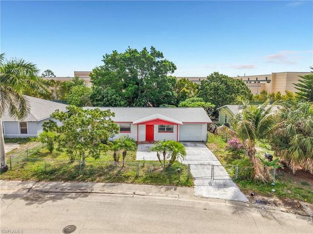 2407 Jaylen Watkins ST, Fort Myers, FL 33916