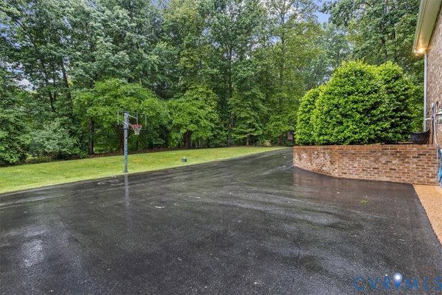 2792 E Maple Grove Ln, Powhatan, VA 23139