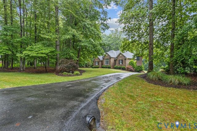 2792 E Maple Grove Ln, Powhatan, VA 23139