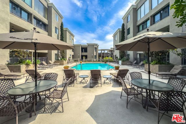 8455 Fountain Avenue 518, West Hollywood, CA 90069